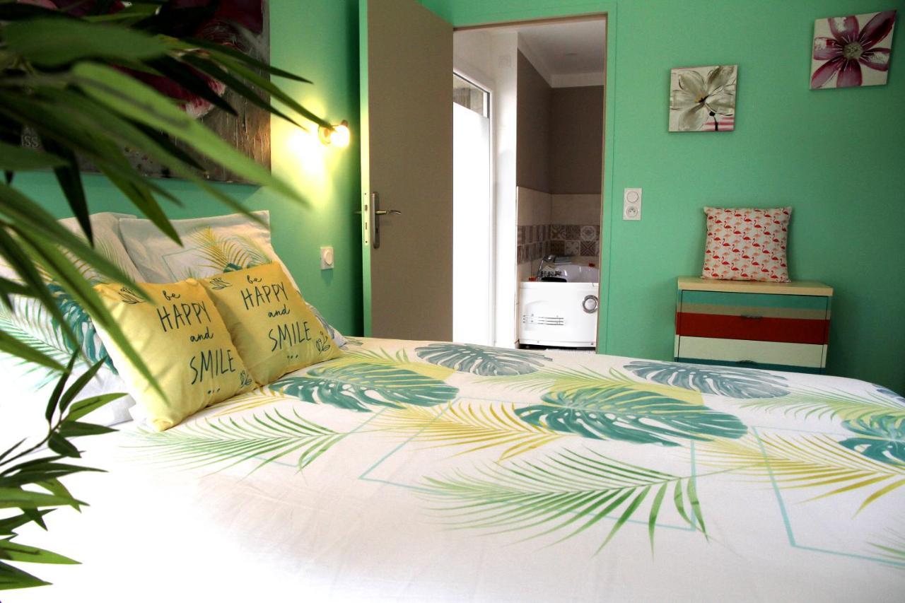 T2 Le Sauna & Balneo Confort. Apartment Agen